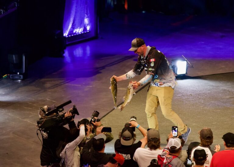 Bassmaster Classic-Weigh In Day 2 – A chance to make History!