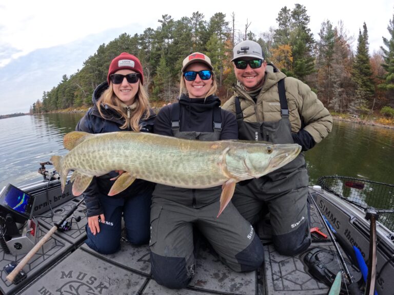 Gussy and some fall Musky fun!